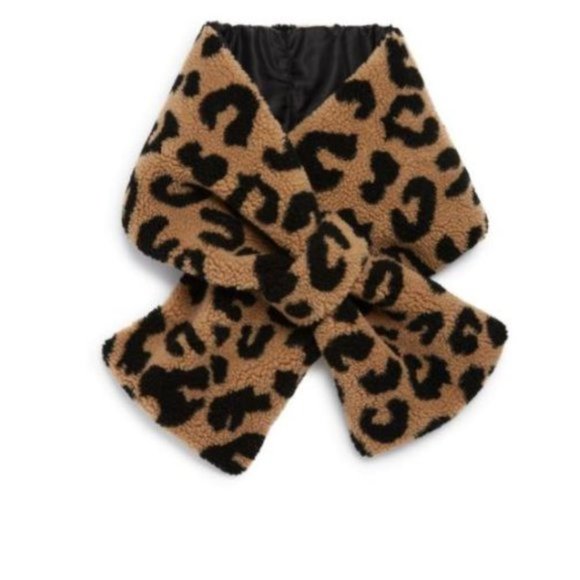 Apparis Tanvi Scarf Teddy Leopard Scarf - Picture 3 of 9